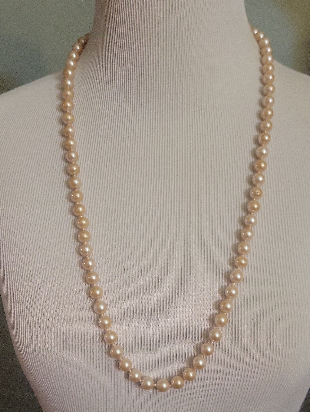 Vintage Monet 28" Simulated Pearl Necklace